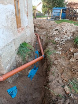 STAVEBNÍ A INSTALATÉRSKÉ PRÁCE - 10