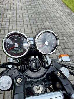 Royal Enfield Interceptor 650 - 10