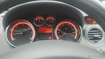 Peugeot 308 kombi 1.6 HDi, nafta, 210 000 km - 10