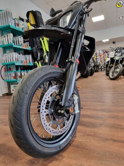 KTM 690 SMC-R - 10