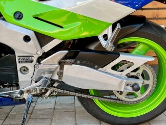 Kawasaki ZXR750 H2 - 10