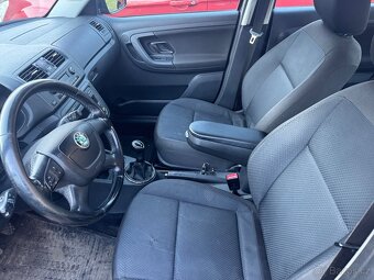 Škoda fabia 1.6TDI 55kw climatronic tempomat el.okna,najeto - 10