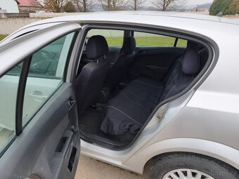 Opel Astra 1.6i - 85 kW + pneu - 10