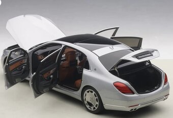 Model 1:18 Mercedes Maybach S-Klasse S600 (SWB) Autoart - 10