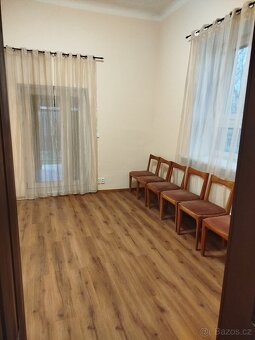 Velký dům k pronájmu:4kk,112m - 10