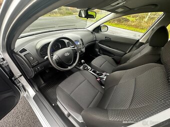 HYUNDAI i30 CW, 1.6 CRDi, r.v. 2011 - 10