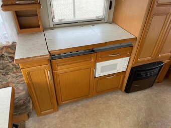 PRODÁNO Hobby Prestige 540, 4 osoby, odděl.postele - 10