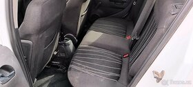 Opel Corsa 1.3DTCi,11/2010 - 10