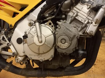 Honda CBR 600F prodám náhradní díly vcelku - 10