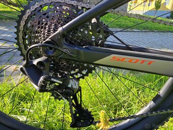 Scott spark 930 L/M Carbon - 10