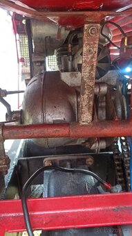 Zahradní traktůrek-freza - 10