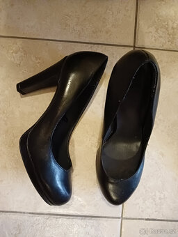 RŮZNÉ NOVÉ BOTY a BAŤA BALERÍNKY + KABELKA - 10