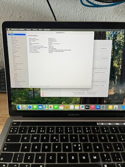 MacBook Pro 13” M1 (2020) – 16 GB RAM / 512 GB SSD / Touch B - 10