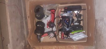 Rc auto a spousta dílů - 10