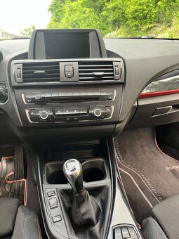 Bmw 118i Sportline 125 kw,manuál - 10