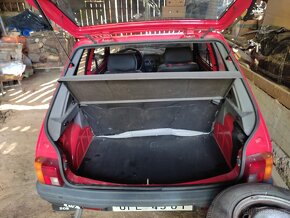 Peugeot 205 - 10