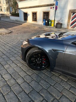 Tesla Model S 90D – doživotní nabíjení zdarma na Supercharge - 10