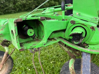 Obraceč sena Deutz Fahr KH400 -rozsah 4 metry- - 10
