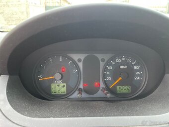 Ford Fiesta - 10
