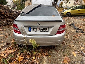 Mercedes Benz W204 c200 kompresor 135kw - 10