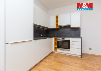 Pronájem bytu 2+1, 53 m², Pardubice, ul. Pichlova - 10