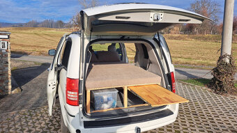 Chrysler Town Country 3,6 r. 2008 - 10