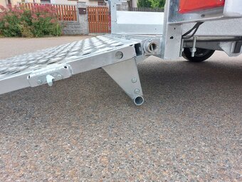 přepravník stavební mechanizace - 10