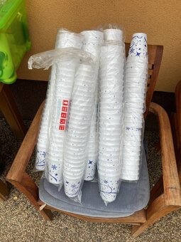 Plastový kelímek ( 0.3,0.4 ,0.5 a další ) - Nové - 10
