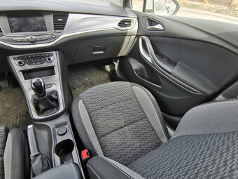 Opel Astra kombi, 1.5 CDTi, 77kw, klimatizace, park.kamera - 10