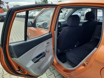 Kia Picanto 1,0i 45kW SERVO STK DO 06/2027 - 10