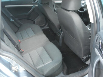 Škoda Octavia 1.6 TDI 1. Majitel - 10