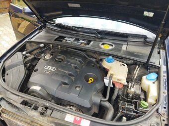 Audi A4 b6 1.9 tdi 96kw s-line 270tis.km - 10