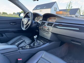 BMW e92 330d COUPÉ-MANUAL-RWD - 10