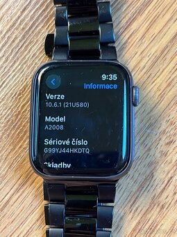 Apple Watch Series 4 44mm - 10