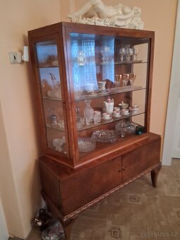 Starožitná jídelna-Art deco. Komoda,vitrina, jídelní stůl - 10
