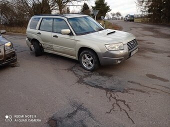 Subaru Forester 2,5 XT turbo - 10
