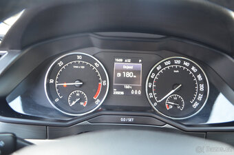 PRODÁM ŠKODA SUPERB COMBI 2.0TDI 150PS MAXIMÁLNÍ VÝBAVA 2015 - 10