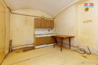 Prodej rodinného domu, 234 m², Skuteč, ul. Palackého náměstí - 10