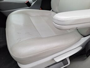 Caravelle T5 facelift long 2.0tdi 103 kw 2010 9mist - 10