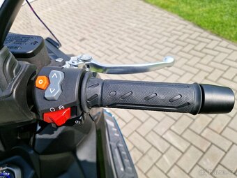 Kymco DOWNTOWN GT 125i ABS model 2025 - 10