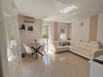 ☀NOVALJA (HR) - 2-izbový byt 45 m2 na prízemí so záhradou - 10