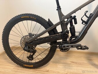 Trek Slash 9 GX AXS T-Type Gen 6 - 10