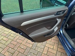 VW Passat 2.0Tdi 110kw Highline 2015 naj.254Tkm servis VW - 10