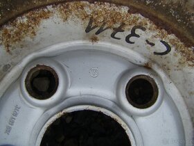 Sada 16" plechových disků 5x120 + zimní pneu Bridgestone - 10