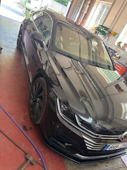 Arteon 176kw top stav - 10
