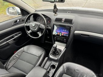 Škoda Octavia Combi 2,0 TDI 103kW Elegance - 10