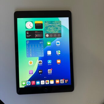 iPad 8 (2020) 32GB (12 měsíců záruka) - 10
