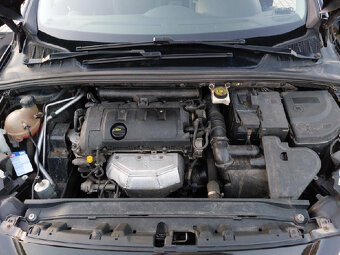 Peugeot 308 1.6 16v VTi 88kW / 2010 / STK 9/2026 - 10