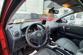 Nissan Qashqai VISIA+2 1.6i  86kW 16v 7MÍST PANO  2013 - 10