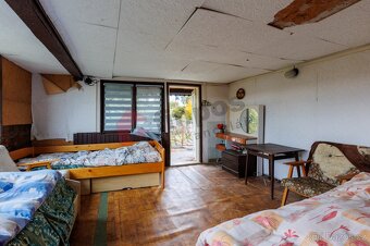 Prodej chaty v Košticích - 10